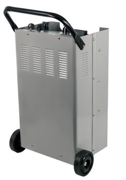 Пуско-зарядное устройство QUATTRO ELEMENTI Tech Boost 620 ( 12 / 24 Вольт, заряд до 90А, пуск до 590 А, таймер, 28 кг)